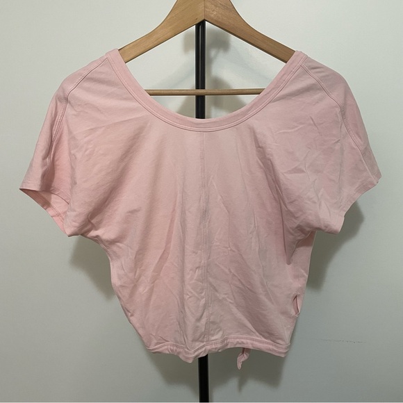 Lululemon It’s a tie Pink Tee Shirt Wrap Around Ribbon Tie Size 4 - Picture 4 of 13